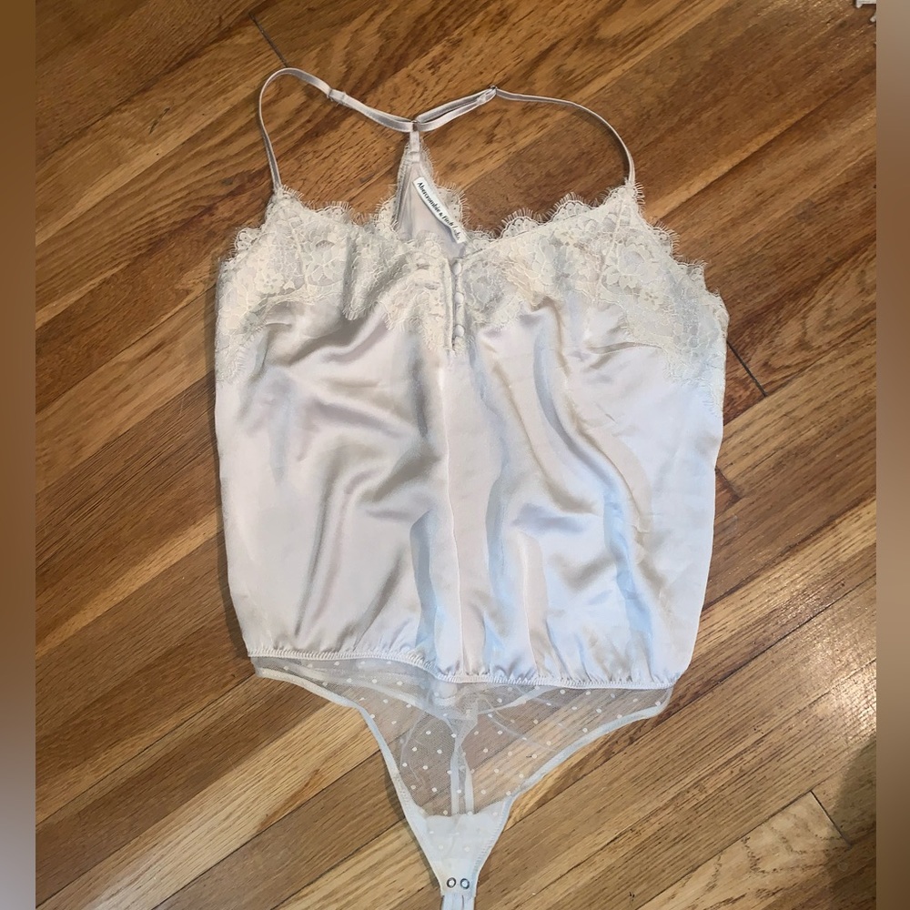 NWOT Abercrombie bodysuit